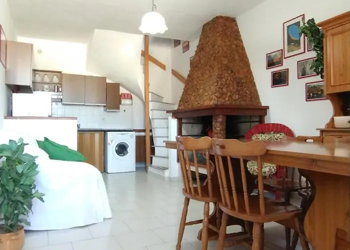 Seagle Apartment- A Stone's Throw From The Sea Calasetta