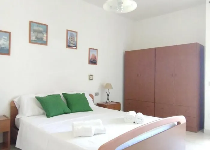 Seagle Apartment- A Stone's Throw From The Sea Calasetta
